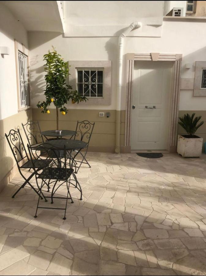 Casa di Fló Apartment Bari Bagian luar foto