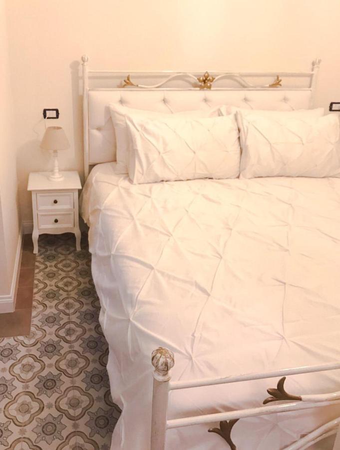 Casa di Fló Apartment Bari Bagian luar foto