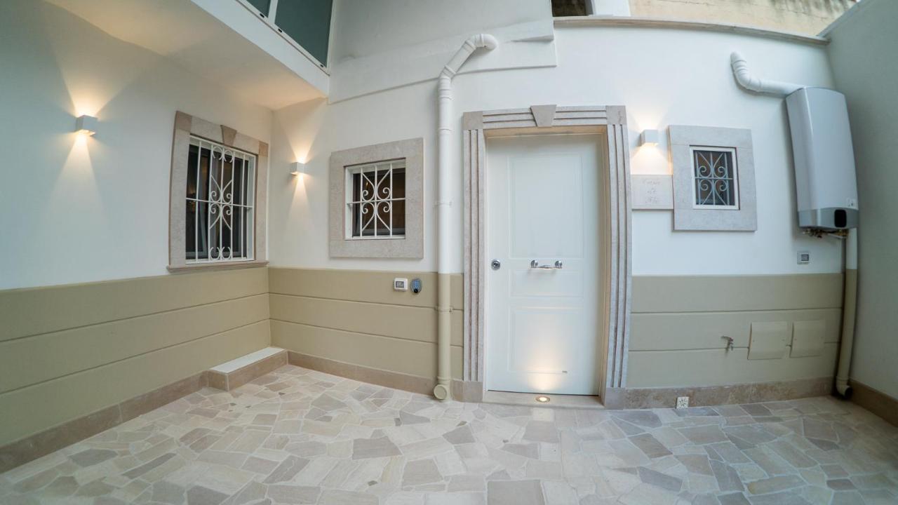 Casa di Fló Apartment Bari Bagian luar foto
