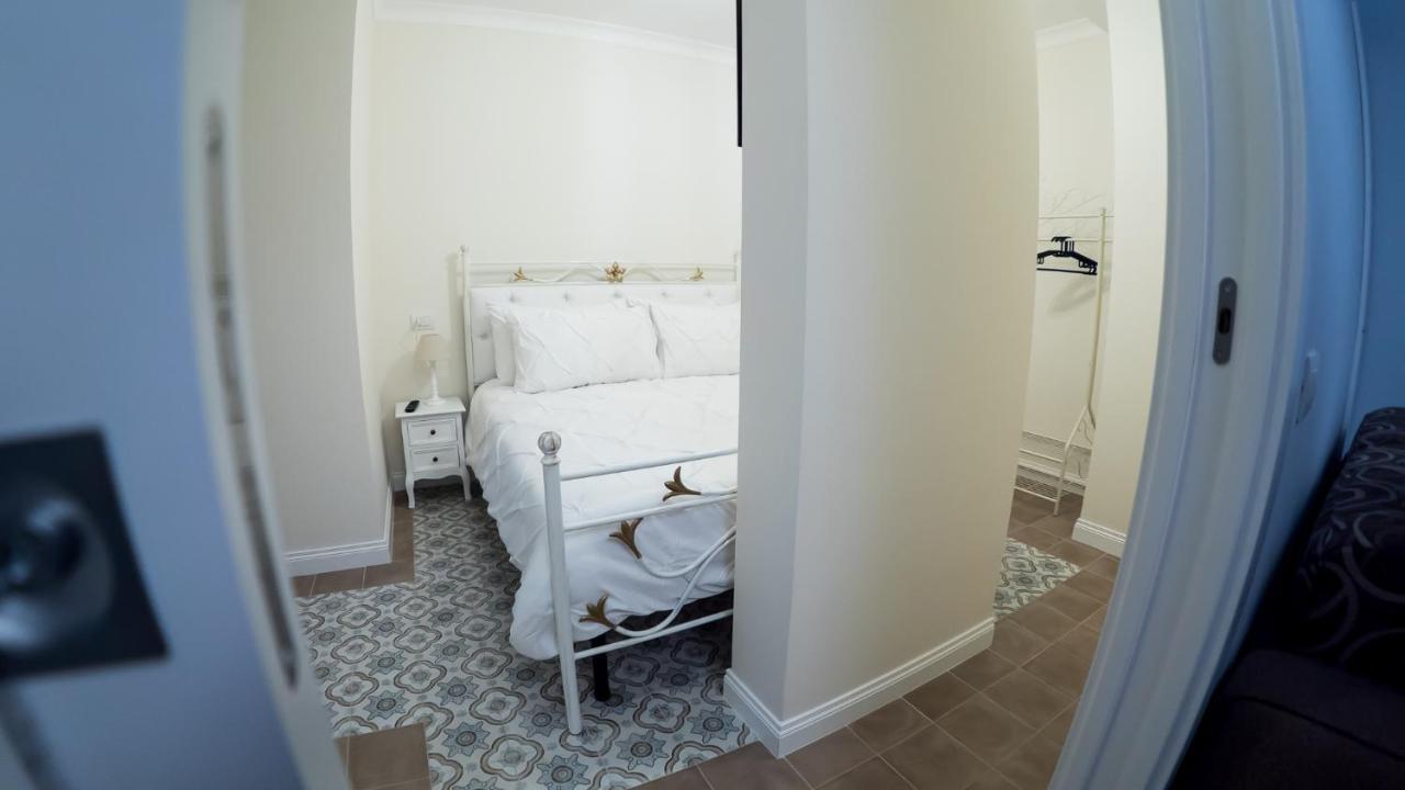 Casa di Fló Apartment Bari Bagian luar foto