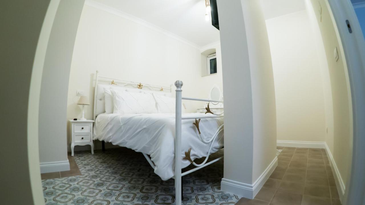 Casa di Fló Apartment Bari Bagian luar foto